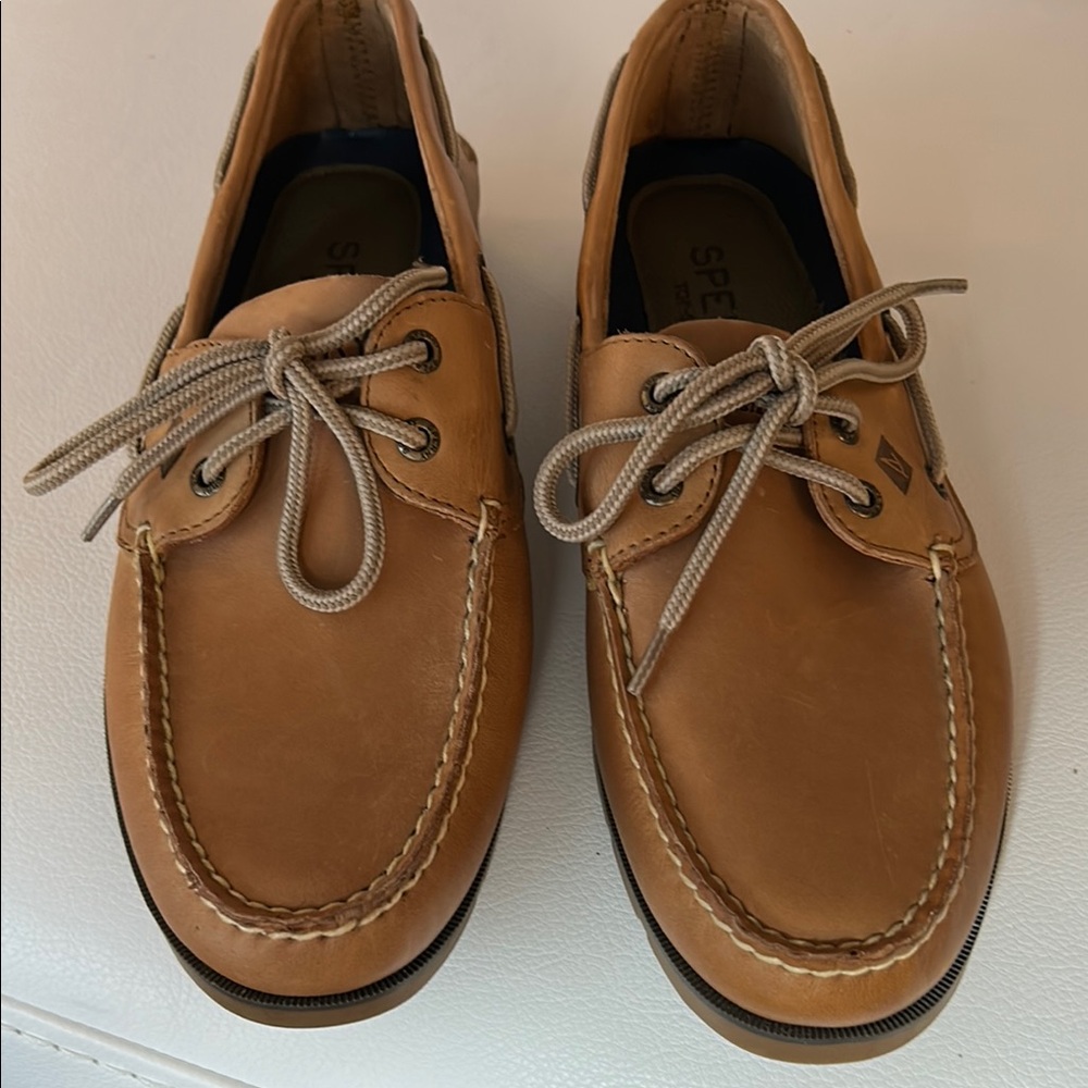 Brand New Sperry Men's Tan Boat Shoes, size 10